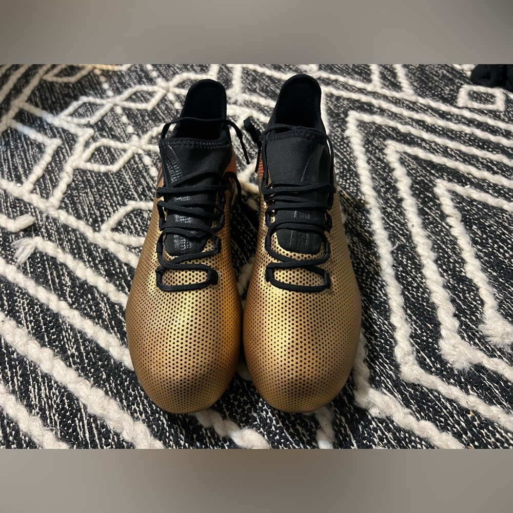 Brand new without tags! Size 10 Adidas mens cleats
